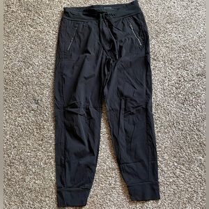 Athleta Trekkie North Jogger, size 10